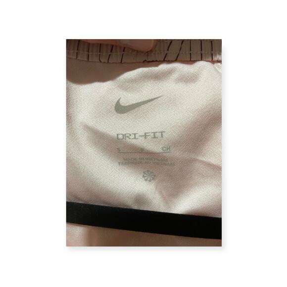 NWOT Woman's Nike Blush Pink Logo Shorts Size S NICE - Picture 4 of 4